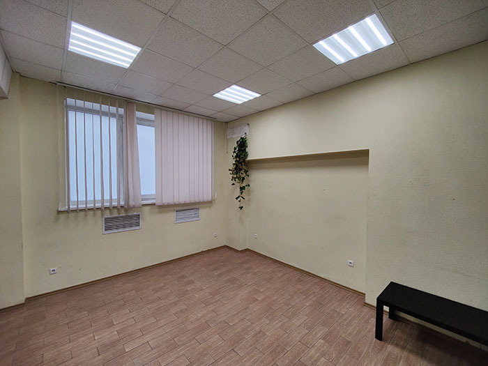 Комерційна нерухомість – 64 м², Київ — 7/15
