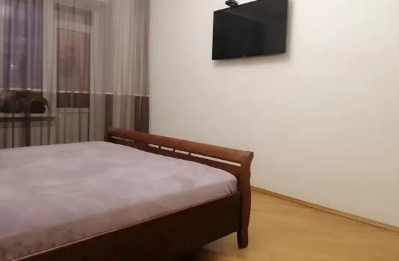 Квартира 3-кімн. оренда Київ, Дарницкий – 60 м², Київ — 11/12