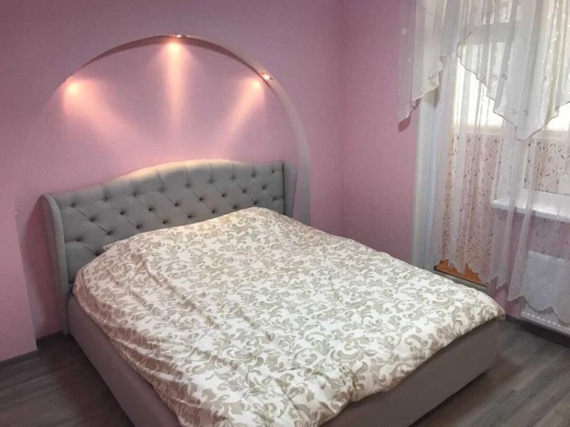 Квартира 2-кімн. оренда Київ, Дарницкий – 70 м²