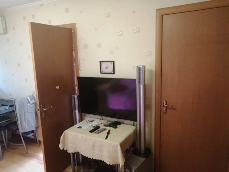 Квартира 3-кімн. продаж Київ, Дарницкий – 50 м², Київ — 3/5