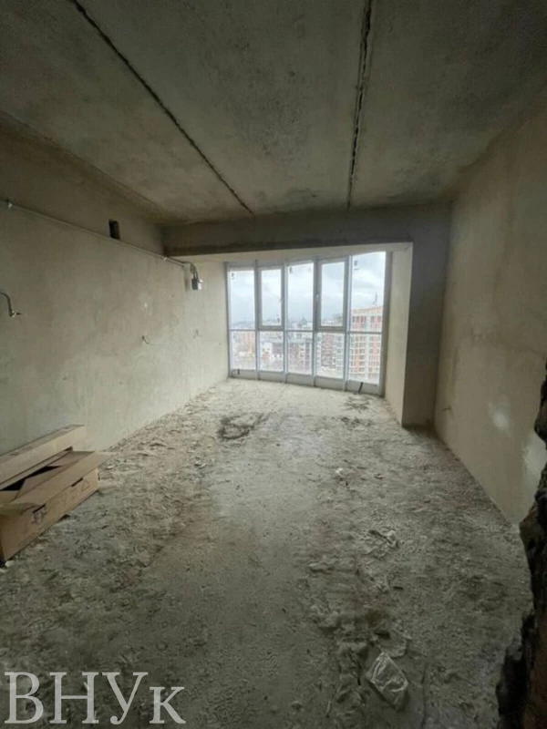 Квартира 3-кімн. продаж Чернівці – 101 м², Черновцы — 5/15