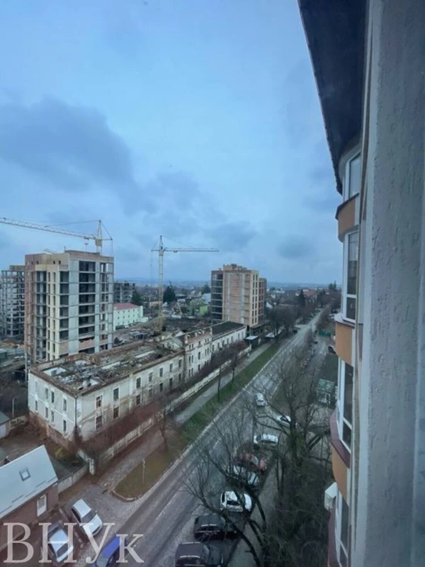 Квартира 3-кімн. продаж Чернівці – 101 м², Черновцы — 9/15