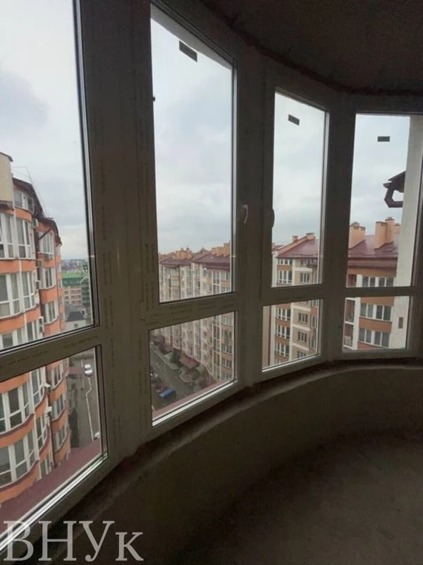 Квартира 3-кімн. продаж Чернівці – 101 м², Черновцы — 12/15