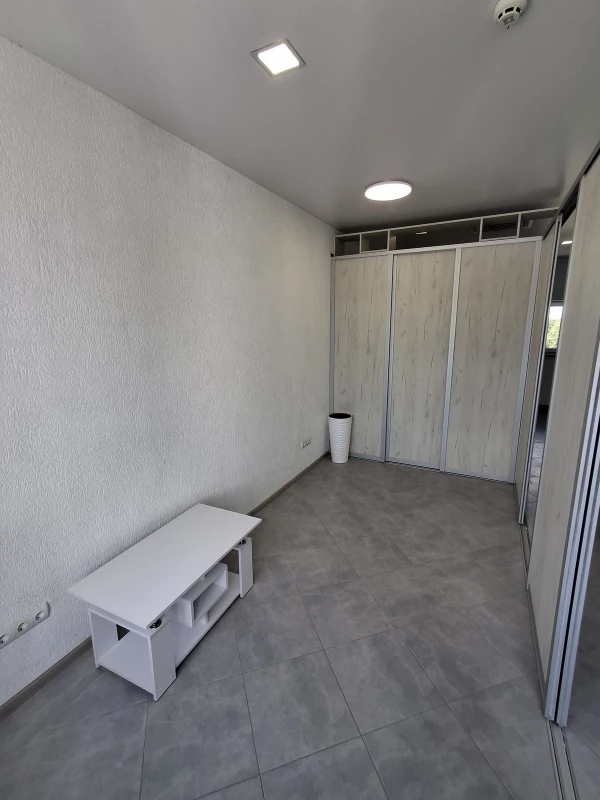 Комерційна нерухомість – 35.1 м², Кременец — 6/11