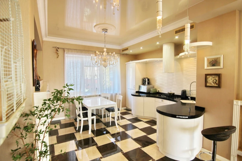 Будинок 4-кімн. продаж Дніпро, Індустріальний – 240 м², Дніпро — 4/10
