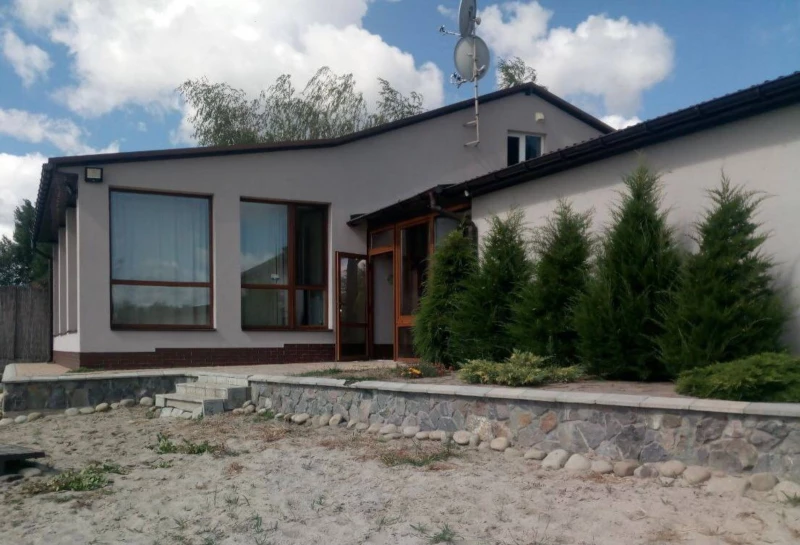 Будинок 4-кімн. продаж Новомосковськ, Новоселівка – 162 м²