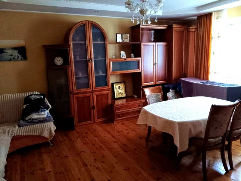 Квартира 2-кімн. продаж Київ, Соломенский – 45 м²