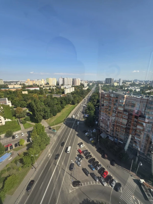 Комерційна нерухомість – 450 м², Київ — 11/12