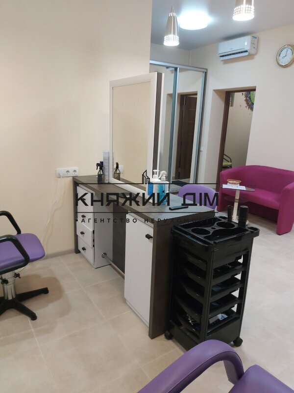 Комерційна нерухомість – 55 м², Софіївська Борщагівка — 3/14