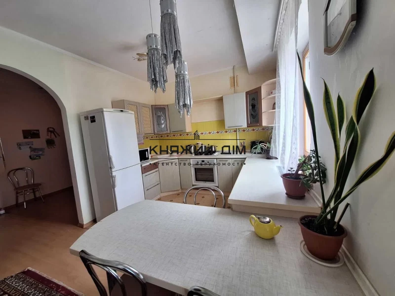 Квартира 2-кімн. продаж Бровари – 32 м², Бровары — 6/15