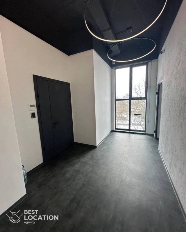 Комерційна нерухомість – 820 м², Львов — 8/9