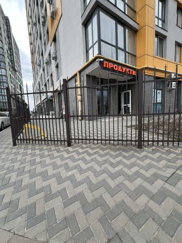 Комерційна нерухомість – 80 м²