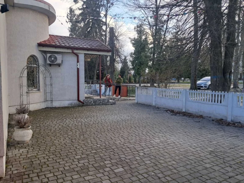 Комерційна нерухомість – 51.6 м², Баранівка — 2/10