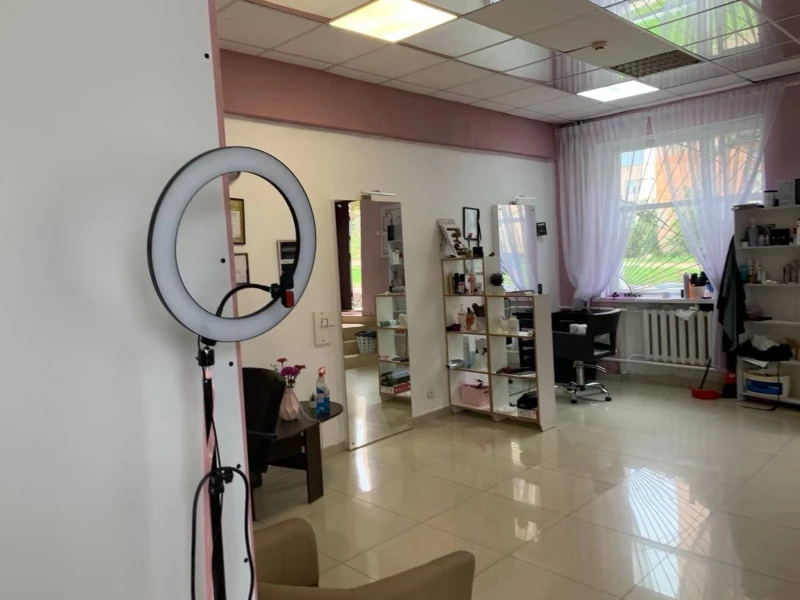 Комерційна нерухомість – 70 м², Локачі — 3/3