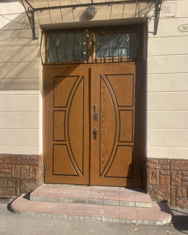 Комерційна нерухомість – 88 м², Львов — 2/6
