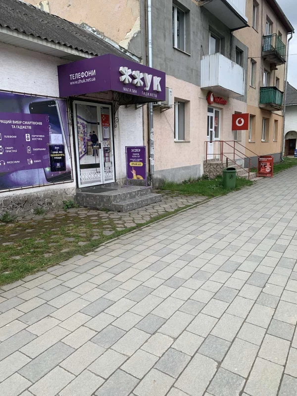 Комерційна нерухомість – 52 м², Воловець — 3/11