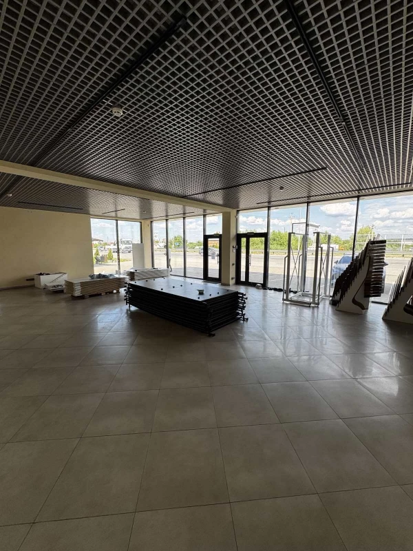 Комерційна нерухомість – 140 м², Солонка — 6/15