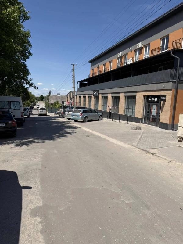 Комерційна нерухомість – 173 м², Кременец — 6/12