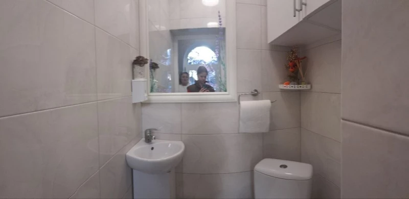 Комерційна нерухомість – 51.6 м², Баранівка — 6/10
