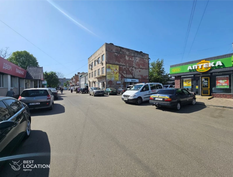 Комерційна нерухомість – 245.5 м², Смела — 7/12