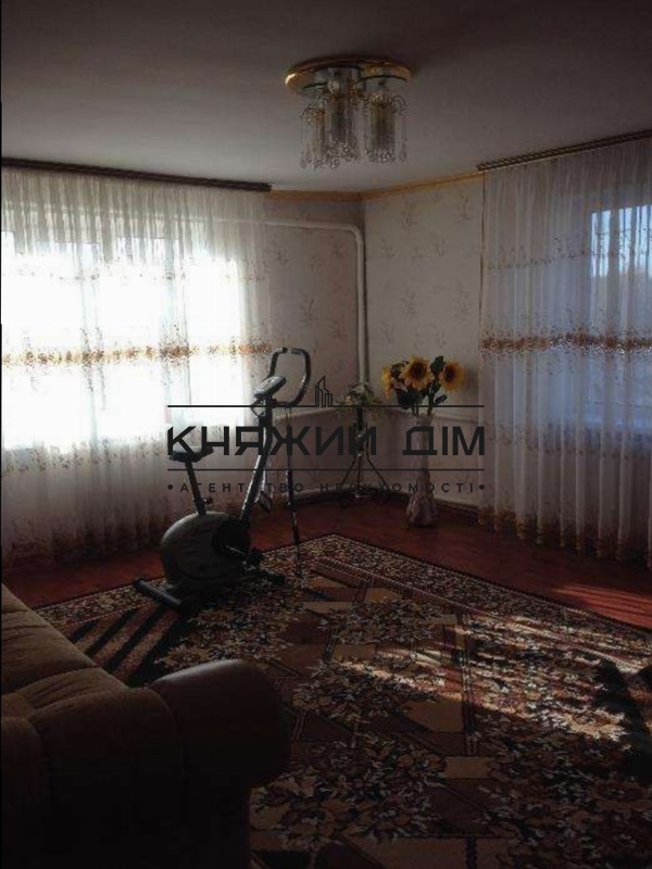 Будинок 0-кімн. продаж Старе – 217 м², Старе — 3/10