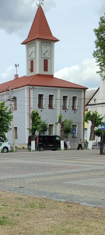 Комерційна нерухомість – 70 м², Хыров — 9/10