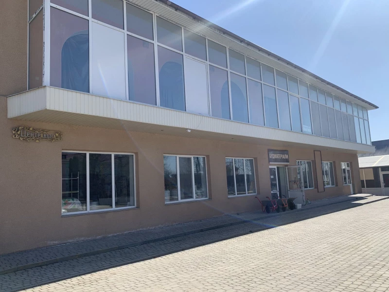 Комерційна нерухомість – 845 м², Чемерівці — 3/12
