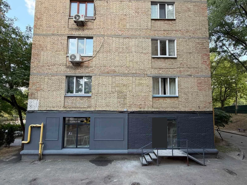 Комерційна нерухомість – 45.3 м²