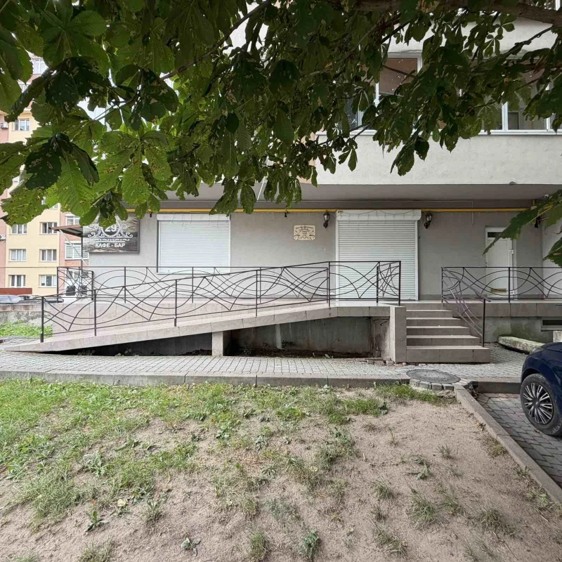 Комерційна нерухомість – 172 м², Львів — 4/15