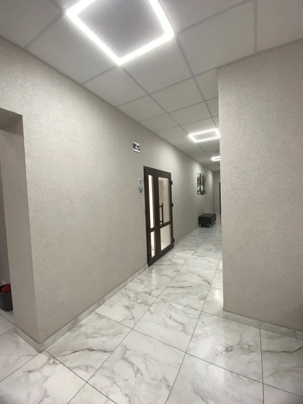 Комерційна нерухомість – 60.7 м², Березань — 7/8