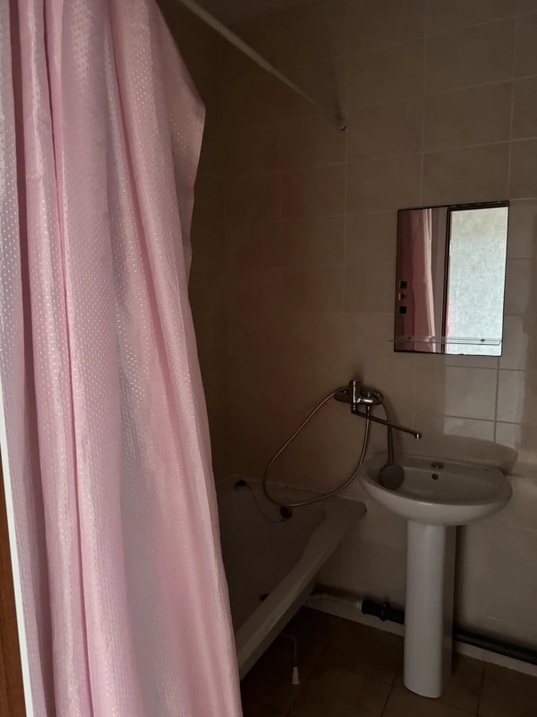Квартира 1-кімн. оренда Авангард, Авангард – 34 м², Авангард — 3/8