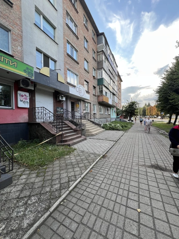 Комерційна нерухомість – 47.7 м², Сміла — 6/7