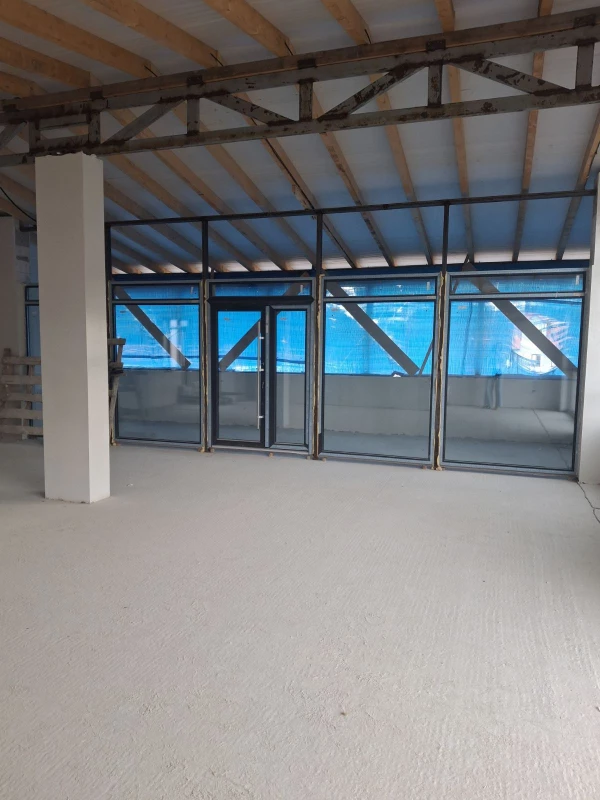 Комерційна нерухомість – 90 м², Кременец — 15/15