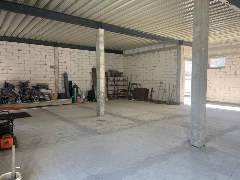 Комерційна нерухомість – 308.9 м², Шпола — 12/15