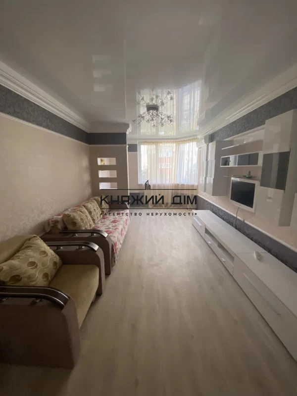 Квартира 3-кімн. оренда Київ, Голосіївський р-н – 55 м²