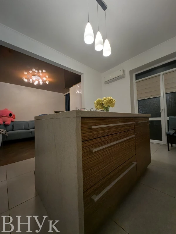 Квартира 3-кімн. продаж Ужгород – 40 м², Ужгород — 14/15