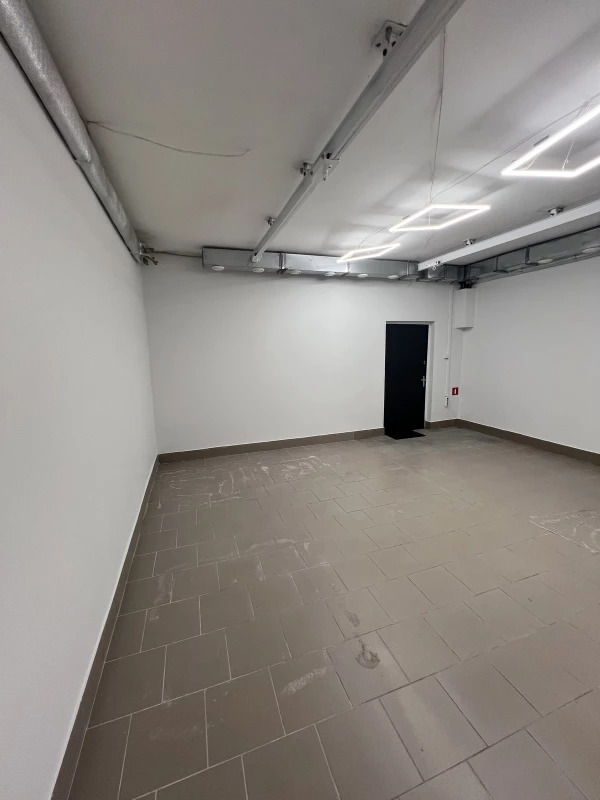 Комерційна нерухомість – 28.8 м², Черкаси — 14/15