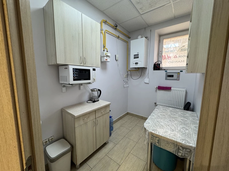 Комерційна нерухомість – 61 м², Тернополь — 6/15