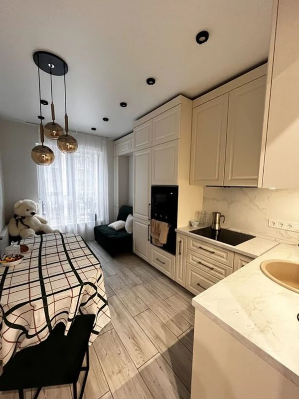 Квартира 1-кімн. продаж Київ, Голосеевский – 45 м²