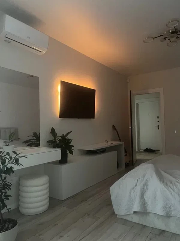 Квартира 1-кімн. продаж Київ, Голосеевский – 45 м², Киев — 13/13
