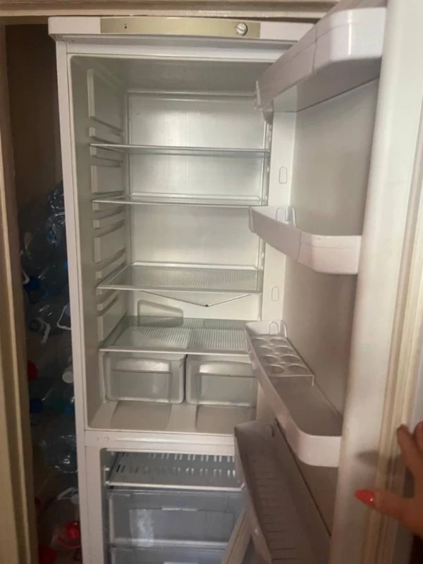 Продаю холодильник indesit б/у, Николаев — 2/2