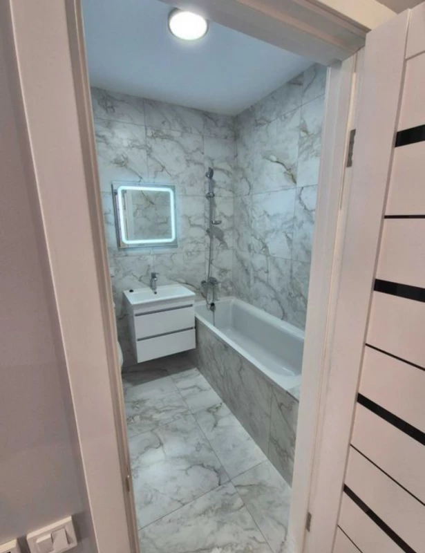 Квартира 1-кімн. продаж Київ, Святошинский – 33 м², Киев — 6/8
