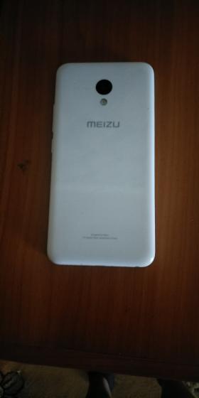 Продам Meizu M5 +Чохол та скло 3D Tach.