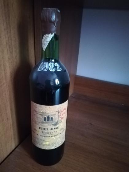 Продам вино 1982 року Frei João 750ml