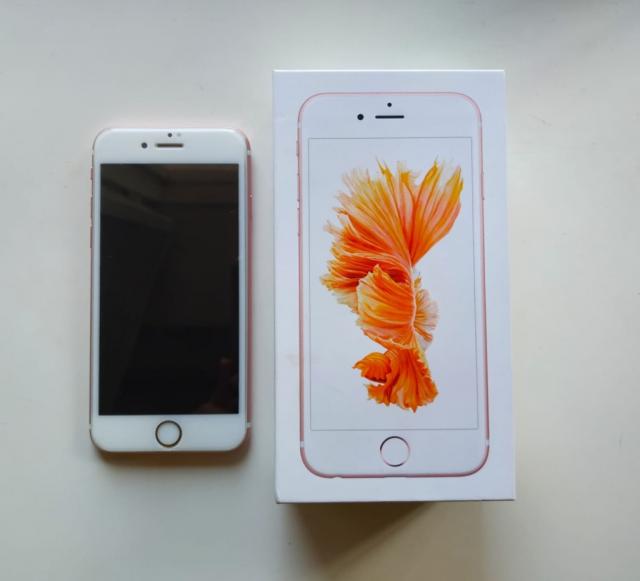 IPhone 6s rose gold в ідеальному стані