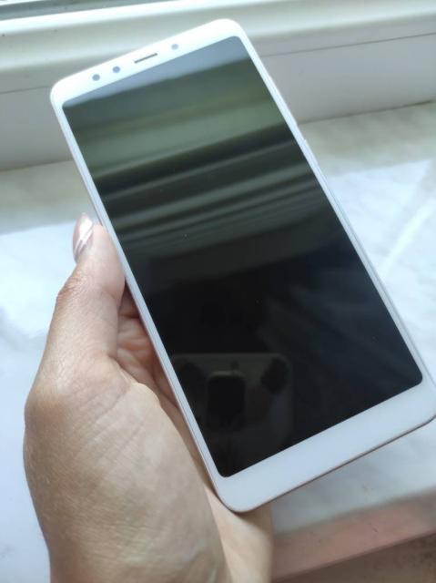 Продаж телефона Xiaomi Redmi 5 3/32GB