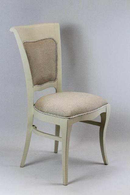 Белый деревянный стул на кухню премиум класса