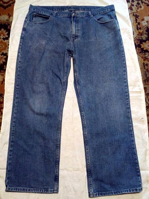 Продам джинсы мужские большого размера