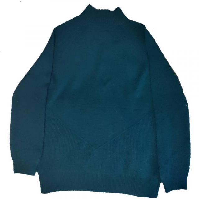 Темно-зеленый оверсайз свитер