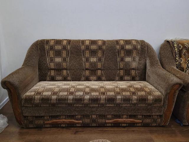 Меблі мякі( диван розкладки та 2 крісла розкладні)